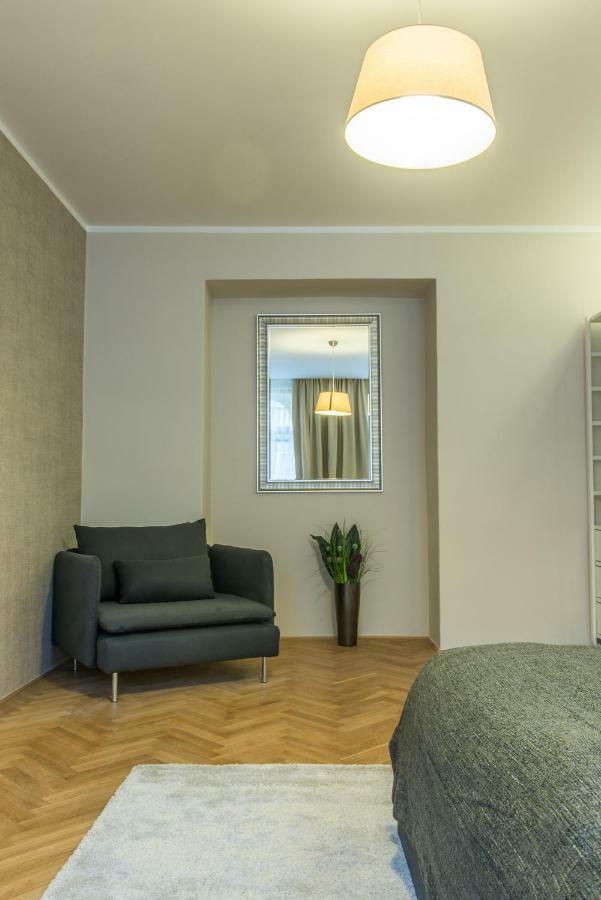 Exclusive 3 Bedroom Top-Notch Flat, Great Location Praga Exterior foto