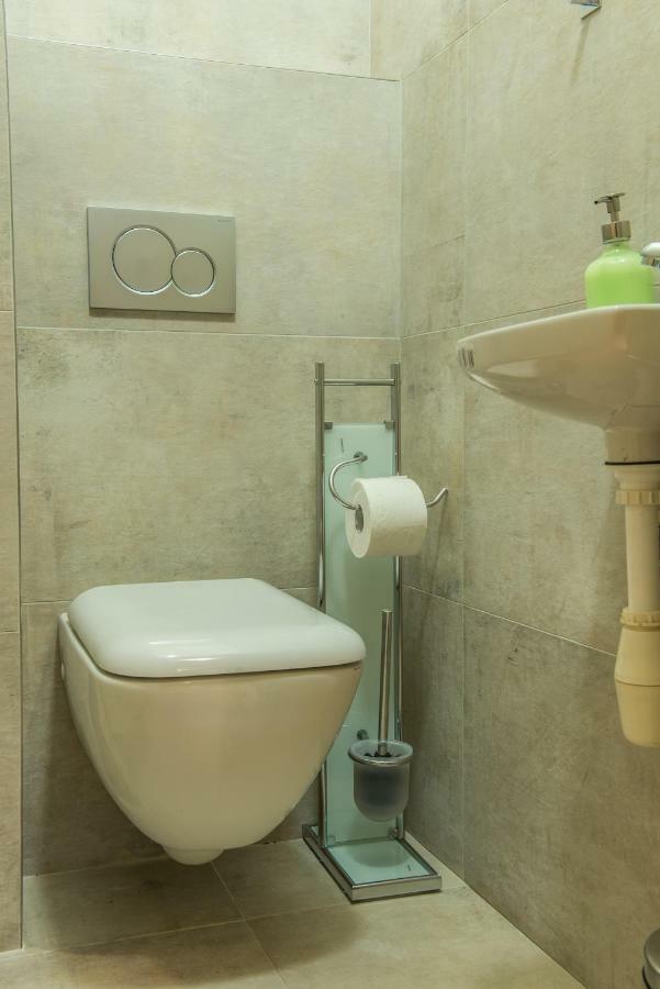 Exclusive 3 Bedroom Top-Notch Flat, Great Location Praga Exterior foto